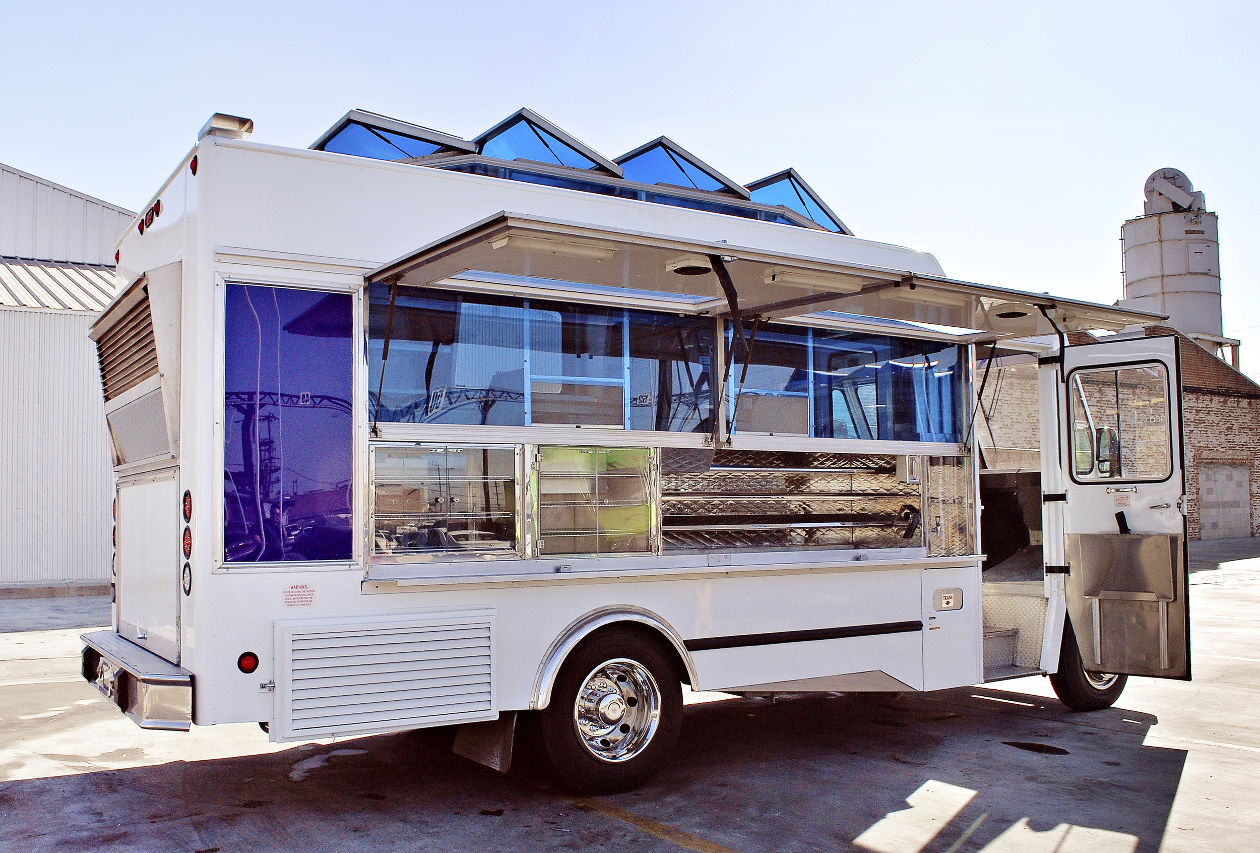 Experiential marketing food truck tours